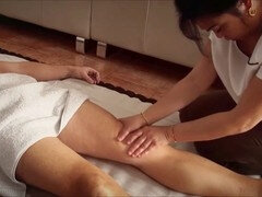 Authentic Thai rubdown on the floor with a heavenly finish