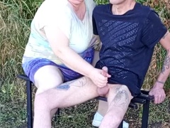Grosse titten, Hd, Riesig, Masturbation, Im freien, Öffentlich, Stiefmutter, Titten