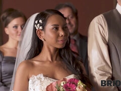 Tussi, Braut, Braunhaarige, Betrug, Hardcore, Lingerie, Öffentlich, Hochzeit