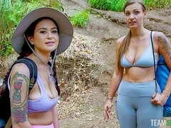 デカ尻, デカパイ, フェラチオ, 茶髪の, チン, バック, 女 人男 人, ティーン