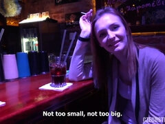 フェラチオ, 彼氏, チェコ, 顔射, フォアサム, なめる, 剃毛, ティーン