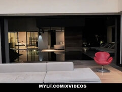 Sucer une bite, Femme couguar, Hd, Énorme, Mature, Mère que j'aimerais baiser, Pov, Nénés