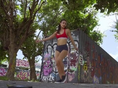 Mamada, Corridas faciales, Hd, Madres para coger, Al aire libre, Estudiante