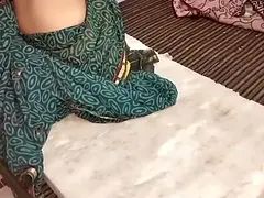 Newly love marriage couple romance and fucked in hindi sex video