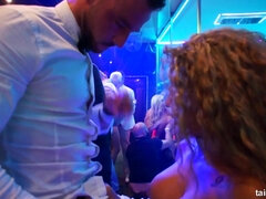 Красотки, Большие сиськи, Сумасшедшие, Эротика, Ласковые ручки, Секс без цензуры, Оргии, На публике