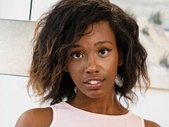 Leie, Fingern, Masturbation, Kurzes haar, Dürr, Solo, Entkleiden, Jungendliche (18+)