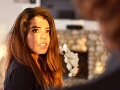 Noire, Sucer une bite, Brunette brune, Domination, Poilue, Hard, Fille latino, Adolescente