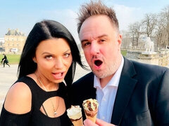 Anaal, Grote kont, Grote lul, Grote mammen, Bruinharig, Hondjeshouding, Likken, Moeder die ik wil neuken