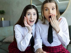 18 летние, Большая жопа, Минет, Собачьи, Две девушки, Натуральные сиськи, Молоденькие, Сиськи