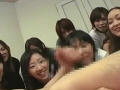 着衣女と全裸男, フェムドム, フェティッシュ, グループ, 手コキする, 日本人, オナニー, パーティ