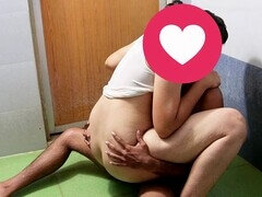 Tante, Salle de bains, Compilation, Couple, Indienne, Embrassement, Chatte, Toilettes