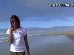 18 ans, Nudiste, Petite femme, Public, Réalité, Rousse roux, Adolescente, Nénés