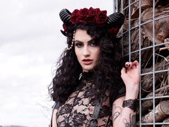 Анальный секс, Черные, Брюнетки, Фетиш, Групповуха, Ласковые ручки, Секс без цензуры, Тату