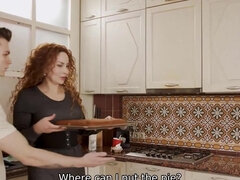 デカパイ, チン, フェティッシュ, 淫乱熟女, 赤毛, ロシア人, 剃毛, おもらし