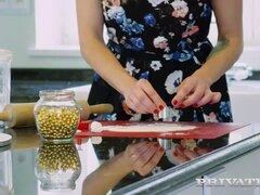 69 negenenzestig, Anaal, Blond, Sperma shot, Hardcore, Keuken, Ondergoed, Rijpe lesbienne