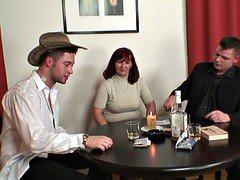 Бабушки, Зрелые, Милф, Реалити, Стриптиз, Втроем, Жена