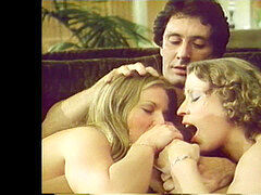 Sucer une bite, Compilation, Tir de sperme, Queue, Petite femme, Rétro, Suçant, Plan cul à trois