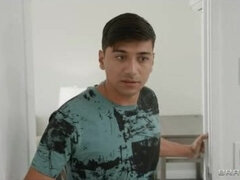 18 ans, Gros seins, Tir de sperme, Mère que j'aimerais baiser, Maman, Fils, Belle mère, Plan cul à trois