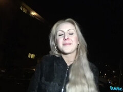 Enthousiasteling, Pijpbeurt, Bedriegen, Handbeurt, Buiten, Gezichtspunt, Openbaar, Tieten likken