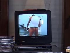 Blond, Pijpbeurt, Gevangen, Handbeurt, Masturbatie, Natuurlijke tieten, Slikken, Tiener