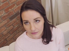 Sucer une bite, Brunette brune, Cocu, Doigter, Hd, Pov, Chatte, Nénés