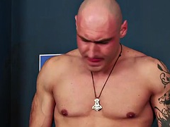 Любители, Британки, Одетые девушки голые парни, Грязь, Женское доминирование, Фетиш, Ласковые ручки, Втроем