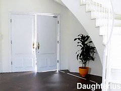 I accidentally fucked my friend's stepdaughter while we were both in the shower