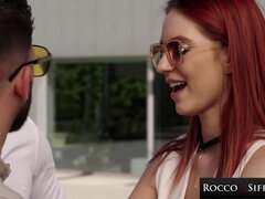 Анальный секс, Большой член, Минет, Собачьи, Секс без цензуры, Секретарша, Втроем, Сиськи