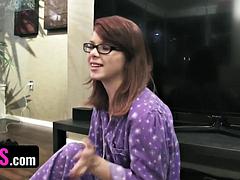 Sucer une bite, Gode, Doigter, Branlette thaïlandaise, Hard, Hd, Orgie, Adolescente