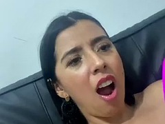 Amateur, Gros seins, Gode, Hard, Fille latino, Masturbation, Pov