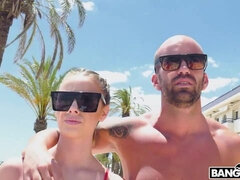 Arsch, Blondine, Blasen, Hundestellung, Handjob, Im freien, Öffentlich, Jungendliche (18+)