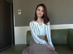 Beautiful mature woman Akane 38-year-old surgeon