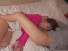 Anaal, Aziatisch, Pijpbeurt, Man die toekijkt, Vingeren, Handbeurt, Zusters, Tiener