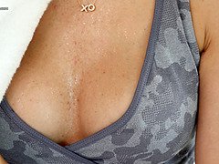 Jamie Michelle's big tits and juicy ass get pumped and creamed in 4K video