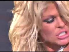 Gros seins, Blonde, Sucer une bite, Doigter, Mère que j'aimerais baiser, Actrice du porno, Nénés