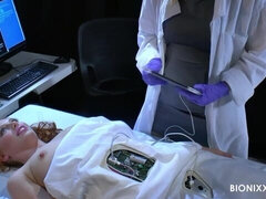 Culo grande, Penetracion con dedos, Lamidas, Masturbación, Coño, Afeitado, Estriptis, Adolescente