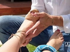 Británico, Flexible, Masturbacion con pies, Masturbación, Al aire libre, Dolor, Afeitado, Tatuaje