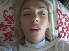Blond, Pijpbeurt, Vingeren, Hardcore, Gezichtspunt, Kut duiken, Geschoren, Tieten likken