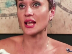 Blasen, Vollbusig, Spermaladung, Schwanz, Aufs gesicht abspritzen, Milf, Pov