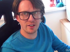 Blond, Pijpbeurt, Sperma shot, Sperma in gezicht, Dik, Brillen, Gezichtspunt