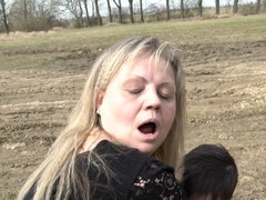 Blonde, Sucer une bite, Éjaculation interne, Grosse, Mère que j'aimerais baiser, De plein air, Petite femme