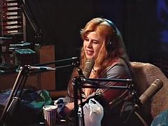 Enthousiasteling, Grote lul, Grote mammen, Penis, Shemale, Tieten likken