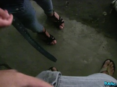 Leie, Grosse titten, Blasen, Braunhaarige, Hundestellung, Im freien, Pov, Titten