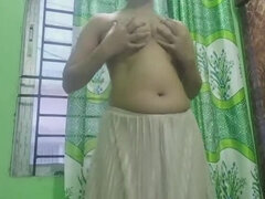 18, 69, アジア人, 大学生, 服従, インド人, メイド, マッサージ