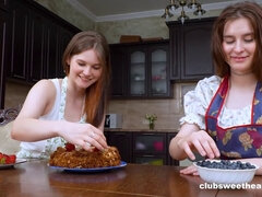 18, カップル, 指いじり, Hd, オーガズム, オマンコ, ティーン, 締まりの良い