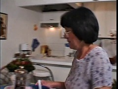 Grosser schwanz, Blasen, Spermaladung, Europäisch, Oma, Milf, Titten, Vintage