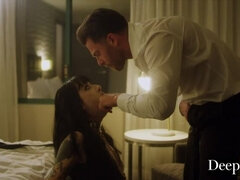 Anaal, Zwart, Pijpbeurt, Vingeren, Orgasme, Rijden, Geschoren, Tatoeage