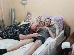口内発射, チン, 熟年, 淫乱熟女, 母, スペルマ, フェラする, ゴックンする