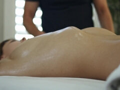 Lieveling, Grote mammen, Erotisch, Masseren, Masturbatie, Kut duiken, Strak
