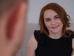 Grosser arsch, Blasen, Schwanz, Hundestellung, Handjob, Rasiert, Strümpfe, Jungendliche (18+)
